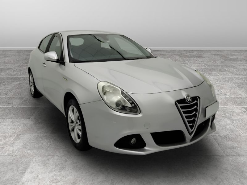 GuidiCar - ALFA ROMEO Giulietta  (2010)                       2013 Giulietta (2010-21) - Giulietta 1.6 JTDm-2 105 CV Distinctiv Usato